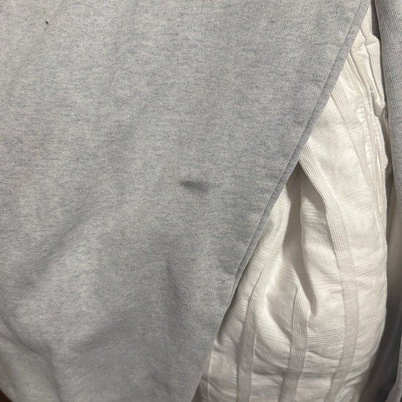 Grey sweats - Picture 3 of 3